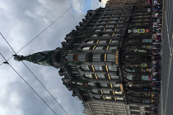 Zinger ev Saint Petersburg