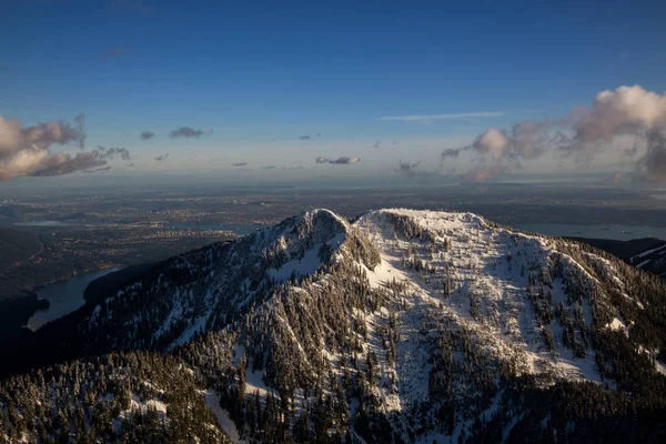 Cypress Mountain com Vancouver City — Fotografia de Stock