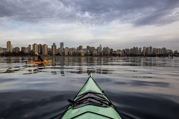 Kitsilano met Vancouver Downtown Skyline — Stockfoto