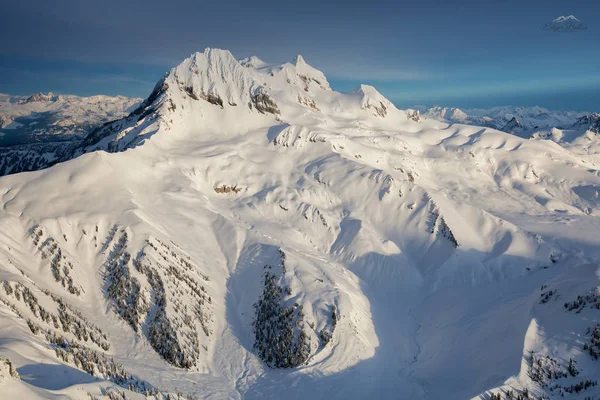 Garibaldi Montagna all'alba — Foto Stock