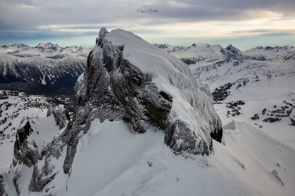 Siyah Tusk ile Masa Dağı