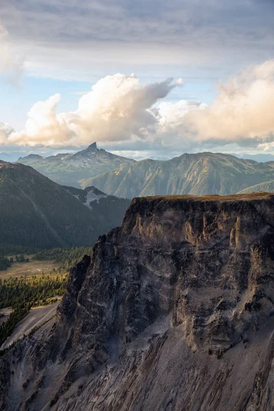 Montagne de la Table avec Black Tusk — Photo