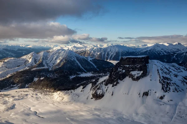 Tavola Montagna con Lago Garibaldi — Foto Stock