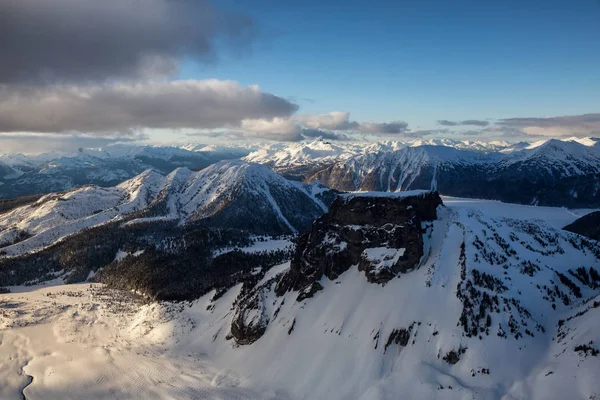 Tavola Montagna con Lago Garibaldi — Foto Stock