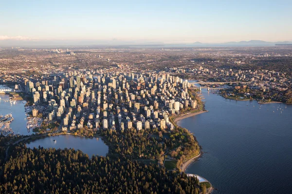 Vancouver Downtown durante il tramonto — Foto Stock