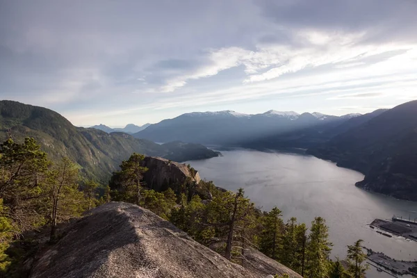 Mixal Lake Sunshine Coast Columbia Británica Canadá Durante Una Noche —  Fotos de Stock