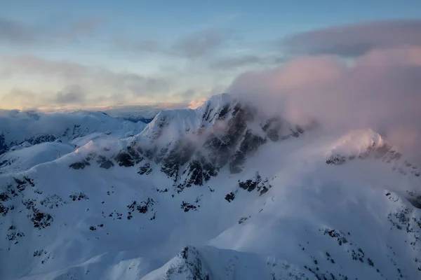 Paisaje Aéreo Surrealista Vista Las Montañas Alrededor Cordillera Tantalus Cerca — Foto de Stock