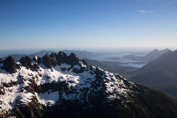 Beautiful Aerial Landscape View Mountains Pacific Ocean Coast Vancouver Island — Stock Photo, Image