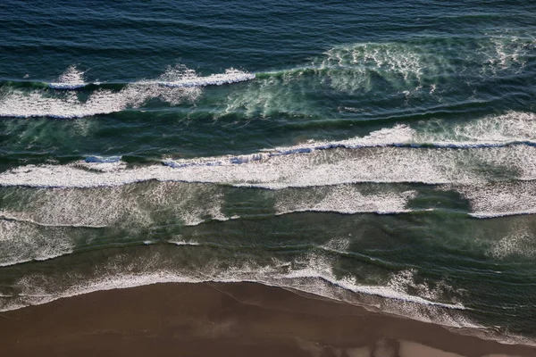 Bela Vista Uma Praia Areia Costa Oceano Pacífico Perto Tofino — Fotografia de Stock