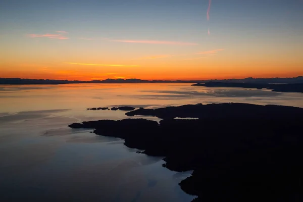 Pemandangan Siluet Pemandangan Pulau Lasqueti Selat Georgia Barat Laut Dari — Stok Foto
