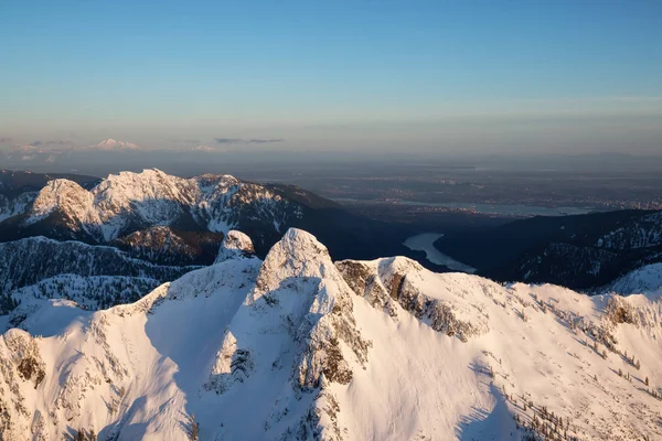 Andscape weergave van The Lions Peak — Stockfoto