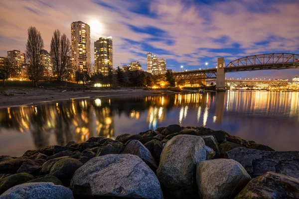 A Vancouver belvárosában Beach, — Stock Fotó