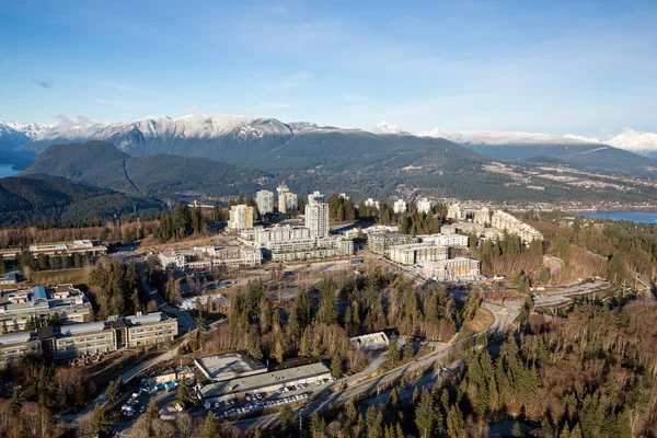 Simon Fraser Üniversitesi (Sfu) Burnaby dağ hava görünümünü. Vancouver'da çekilen resim düşürmek anakara, British Columbia, Kanada.