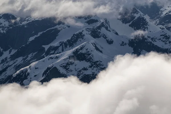 Spectacular Aerial Landscape Mountain Peaks Covered Cumulus Clouds Taken Remote — Stock Photo, Image