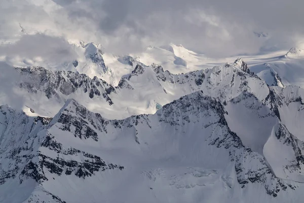 Rocky Mountain Vrcholy Vzdálené Ledovce Britské Kolumbii Kanada — Stock fotografie