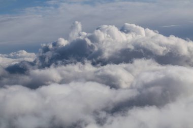 Farklı bulut formasyonları 