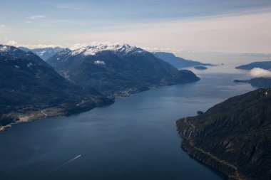 Doğal Adaları ve okyanus 