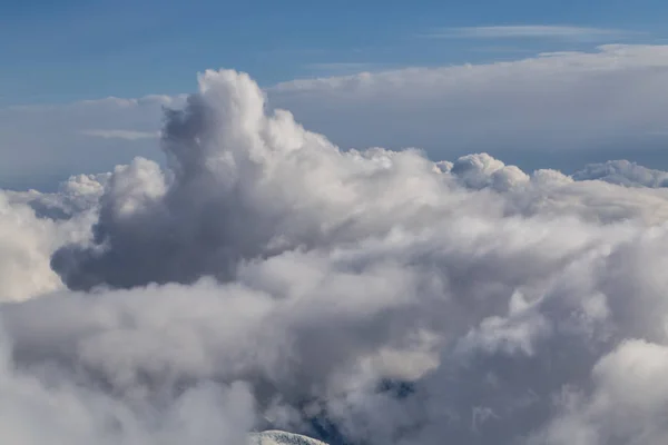 Farklı bulut formasyonları — Stok fotoğraf