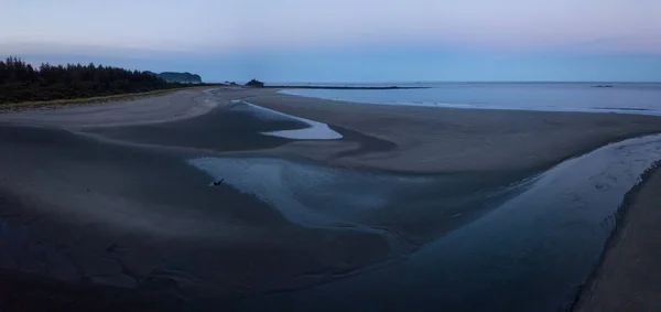 Na wybrzeżu Oceanu Spokojnego — Zdjęcie stockowe