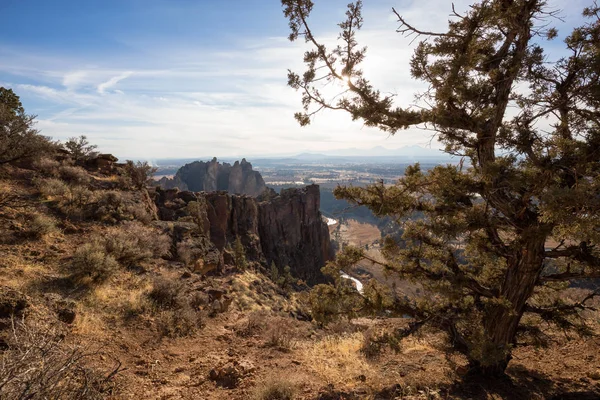 Paisagem Americana Bonita Durante Dia Inverno Vibrante Tomado Smith Rock — Fotografia de Stock