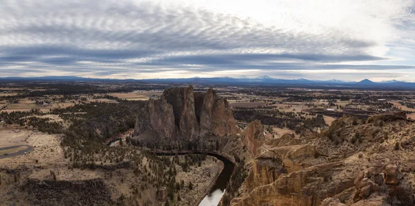 Slående Panoramautsikt Över Landskapet Den Berömda Platsen Smith Rock Vinter — Stockfoto