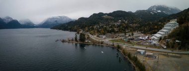 Britannia Beach, British Columbia, Kanada - 4 Kasım 2017 - hava panoramik müze madencilik Vancouver kuzeyinde Howe ses.