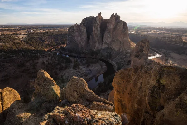 Paisagem Americana Bonita Durante Dia Inverno Vibrante Tomado Smith Rock — Fotografia de Stock