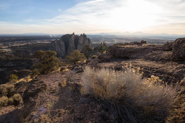 Mooie Amerikaanse Landschap Tijdens Een Levendige Winterdag Genomen Smith Rock — Stockfoto