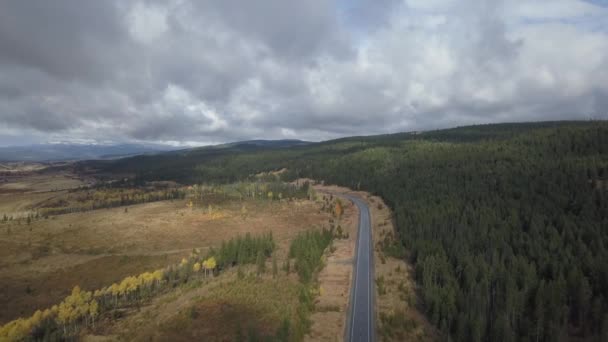 Drone Felvételeket Légifelvételek Kanadai Táj Egy Festői Útvonalon Vidék Őszi — Stock videók