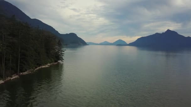Vista Aérea Furry Creek Howe Sound Norte Vancouver Colúmbia Britânica — Vídeo de Stock