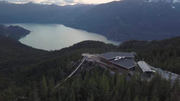 Aerial View Gondola Suspension Bridge Top Mountain Taken Squamish North — Stock Video
