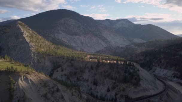 Vista Aérea Drones Del Hermoso Paisaje Canadiense Durante Una Brillante — Vídeos de Stock