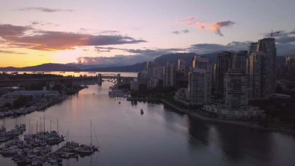 Aerial View Beautiful Tourist City Skyline Colorful Vibrant Summer Sunset — Stock Video