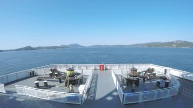 Zaman atlamalı Boğazı'nın Gürcistan'daki Islands yakınındaki Victoria'dan Vancouver, British Columbia, Kanada için seyahat feribota açık görüş. Bir güneşli yaz günü sırasında alınan.