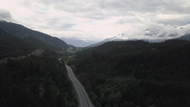 Vista Aérea Del Dron Hermoso Mirador Cerca Autopista Sea Sky — Vídeo de stock