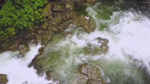 Havadan Görünümü Güzel Doğal Kanyon Arazi Akıntıya Akan Temiz Ile — Stok video