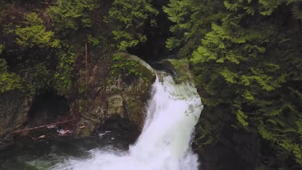 Vista Aérea Bela Terra Canyon Natural Com Água Doce Fluindo — Vídeo de Stock