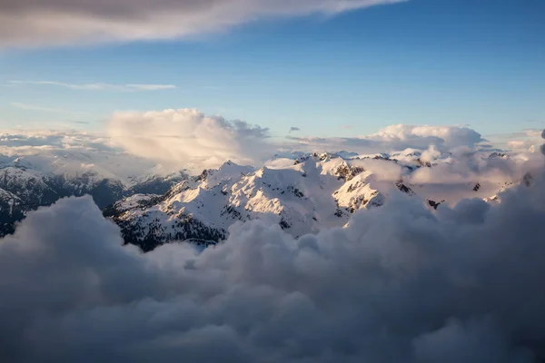 Mooie Luchtfoto Van Canadese Berglandschap Genomen Ten Noorden Van Vancouver — Stockfoto