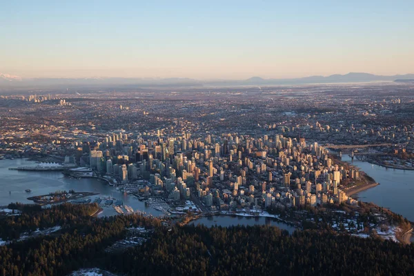 Vista Aerea Del Centro Città Durante Tramonto Vibrante Preso Vancouver — Foto Stock