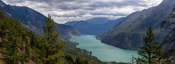 Krásný Panoramatický Výhled Výšky Jezera Seton Obklopený Kanadskou Horskou Krajinou — Stock fotografie