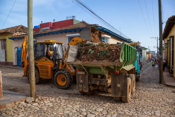 Trinidad Cuba Juin 2019 Travailleur Masculin Sur Une Excavatrice Travaille — Photo