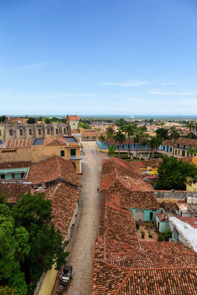 Widok Lotu Ptaka Małe Turystyczne Kubańskie Miasto Podczas Słonecznego Pochmurnego — Zdjęcie stockowe