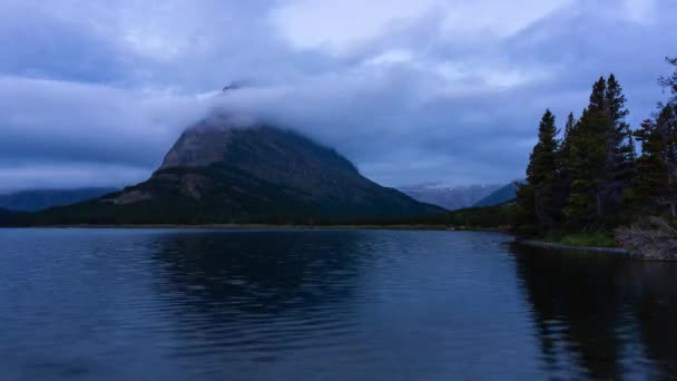 Tidsförskjutning av Glacier Lake Sunrise — Stockvideo