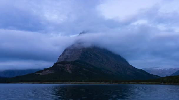 Time Lapse of Glacier Lake Sunrise — Stock video