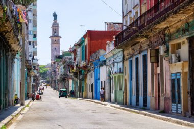Eski Havana şehrinin güzel sokak manzarası, Küba 'nın başkenti