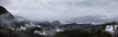 Kanada Dağ Doğa Manzarası Güzel Panoramik Manzarası