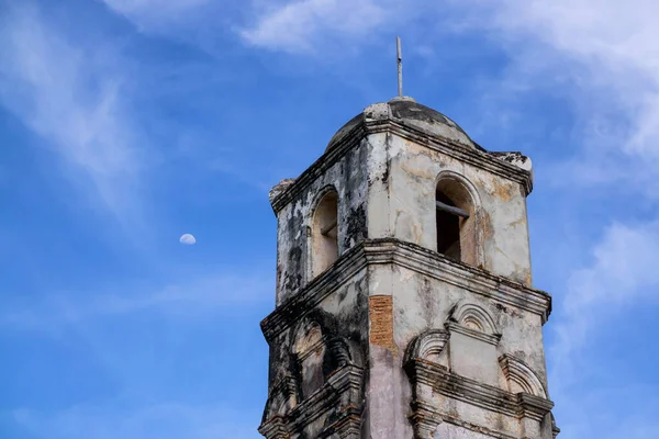 Vacker Utsikt Över Kyrka Liten Turistisk Kubansk Stad Pulserande Solig — Stockfoto