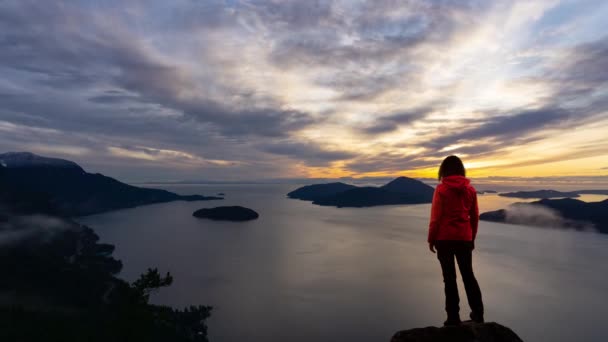 Time Lapse. Adventure Female Hiker — Stockvideo