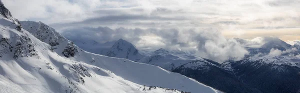 Whistler Britská Kolumbie Kanada Krásný Panoramatický Pohled Kanadské Zasněžené Horské — Stock fotografie