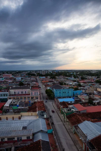 Ciego Avila Kuba Czerwca 2019 Panoramiczny Widok Małe Kubańskie Miasteczko — Zdjęcie stockowe